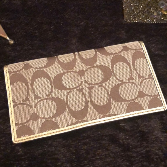 Authentic Coach bi-fold wallet insert - Picture 2 of 10
